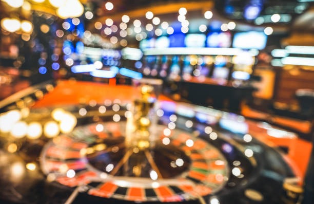 mildcasino mobile app showing Buku Mimpi interface with prediction options and live stream